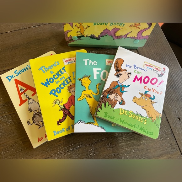 Dr. Seuss's Box of Bright and Early Board Books - Picture 4 of 4